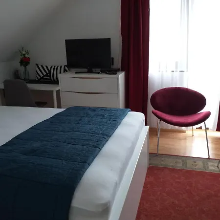 Art Apartmanhaz Balaton-gyenesdias 아파트 기에네스디아스