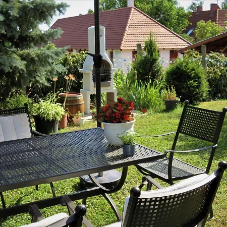 아파트 Art Apartmanhaz Balaton-gyenesdias 기에네스디아스